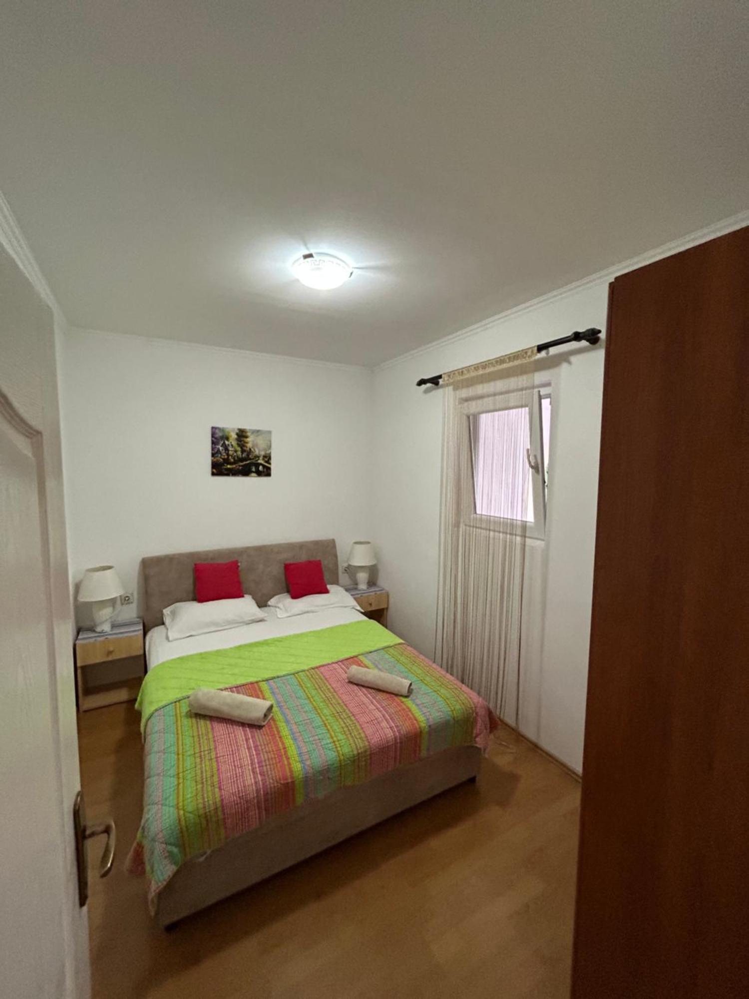 Lazarus Bigova Apartments Tivat Ngoại thất bức ảnh